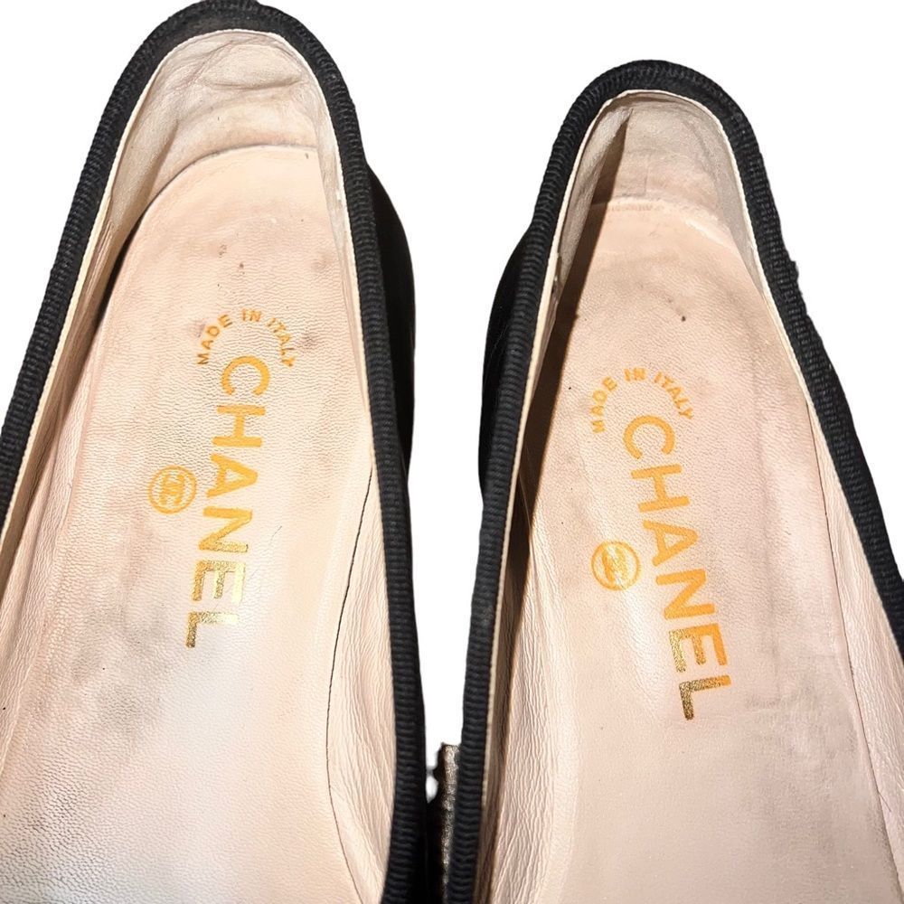 Chanel black leather ballerina flats. Size 38.5 Authentic. Nice. Gorgeous - Picture 7 of 10
